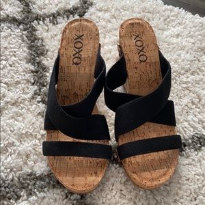 XOXO Wedges